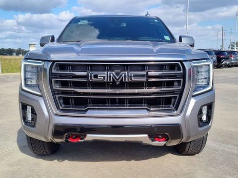 Used 2021 GMC Yukon XL AT4 w/ AT4 Premium Package image 15