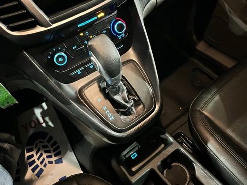 Used 2022 Ford Transit Connect XL image 37