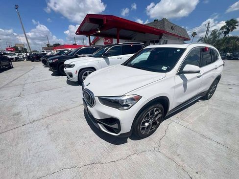 Used 2020 BMW X1 xDrive28i AWD/4WD image 3