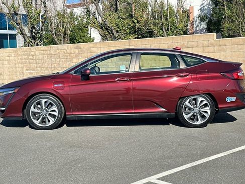 Certified 2021 Honda Clarity Plug-In Hybrid image 7