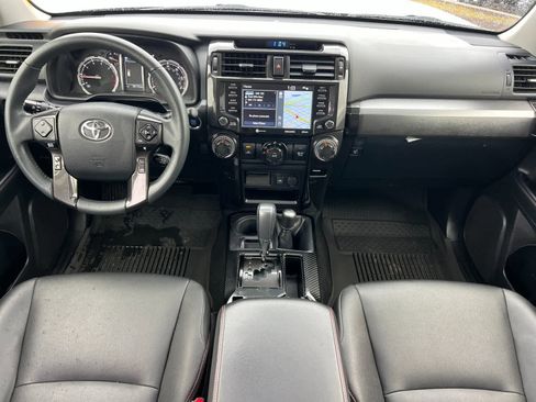 Used 2021 Toyota 4Runner Venture w/ Moonroof Package image 4