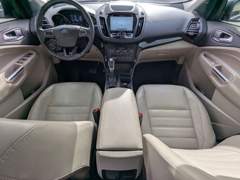 Used 2019 Ford Escape Titanium image 27