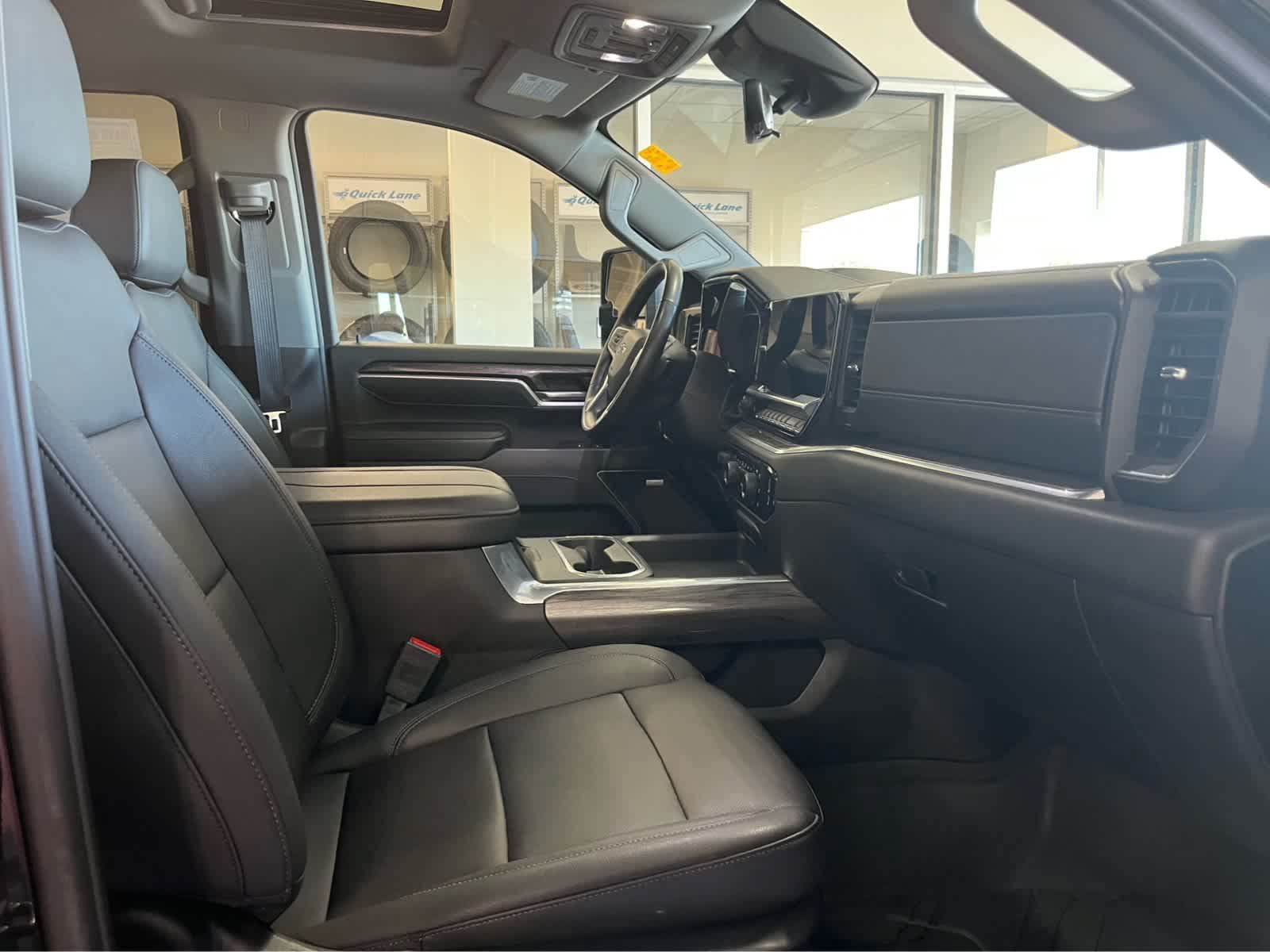 Used 2024 Chevrolet Silverado 2500 LTZ w/ LTZ Plus Package AWD/4WD image 34