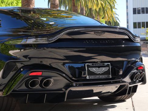 Used 2025 Aston Martin V8 Vantage image 8