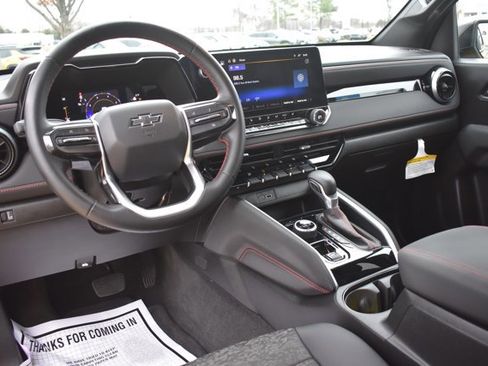 Used 2023 Chevrolet Colorado Z71 w/ Z71 Convenience Package 2 image 17