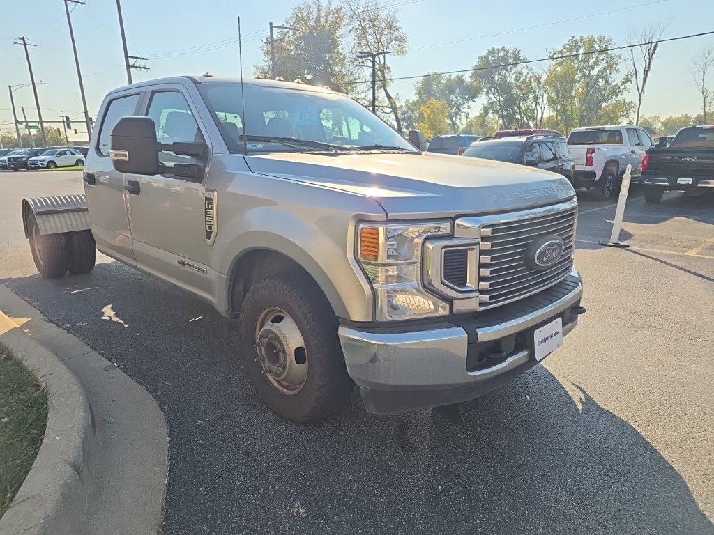 Used 2022 Ford F350 XL w/ Power Equipment Group RWD image 2