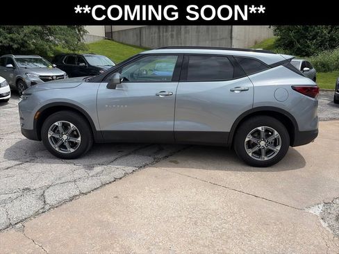 Used 2024 Chevrolet Blazer LT w/ Convenience Package AWD/4WD image 9