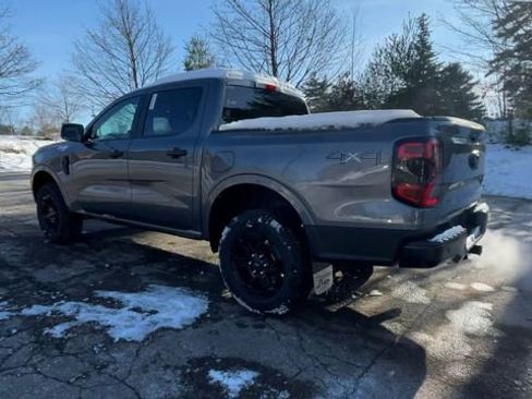 New 2025 Ford Ranger XLT w/ Black Appearance Package image 4