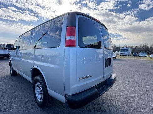 Used 2017 Chevrolet Express 2500 LS image 17