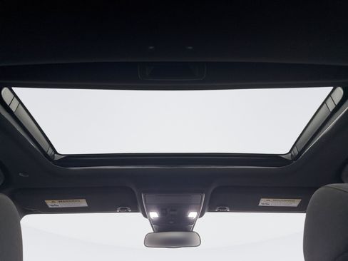 Used 2025 Honda Accord Sport image 18