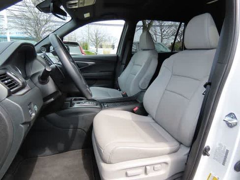 Used 2023 Honda Passport EX-L image 12