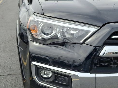 Used 2023 Toyota 4Runner Limited image 9
