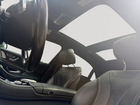 Used 2016 Mercedes-Benz S 550 Sedan image 16