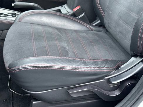 Used 2022 Mitsubishi Outlander Sport SE image 17