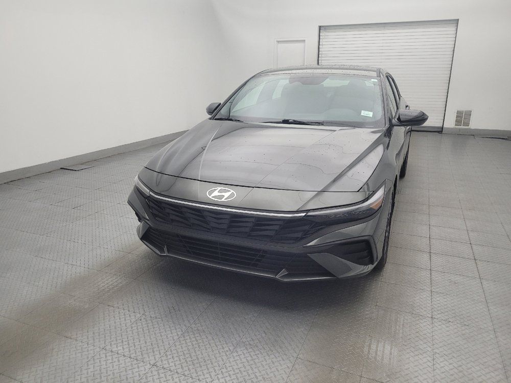 Used 2025 Hyundai Elantra Sport FWD image 15