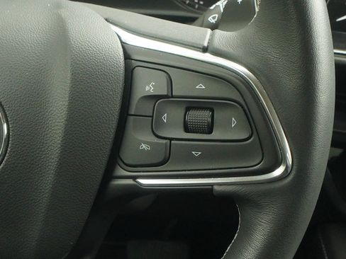 Used 2023 Buick Envision Preferred FWD image 15