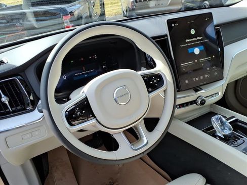 New 2026 Volvo XC60 T8 Ultra w/ Protection Package Premier AWD/4WD image 5