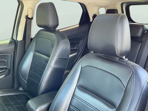 Used 2018 Ford EcoSport Titanium FWD image 17