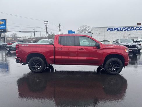 Used 2022 Chevrolet Silverado 1500 RST w/ Protection Package AWD/4WD image 2