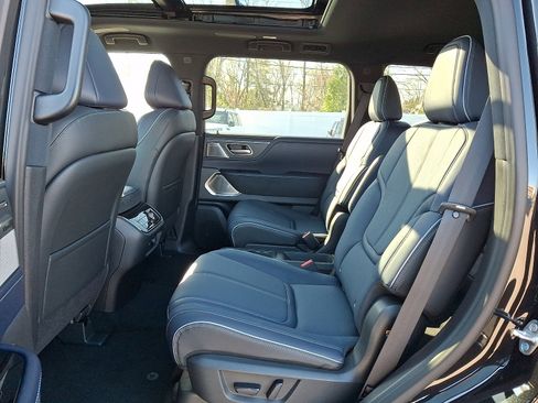 New 2026 INFINITI QX80 4WD image 7
