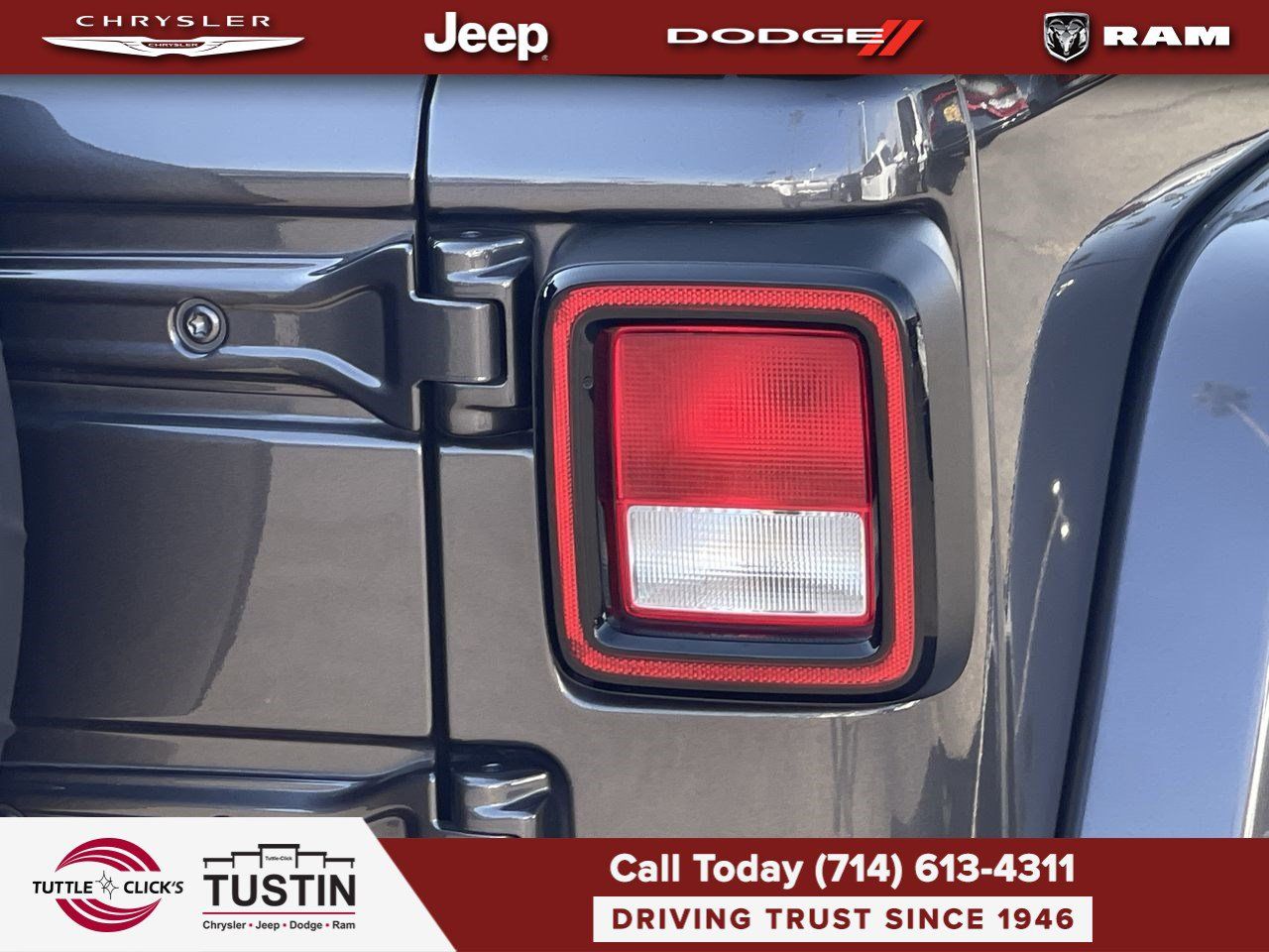 Used 2020 Jeep Wrangler Unlimited Sahara AWD/4WD image 9