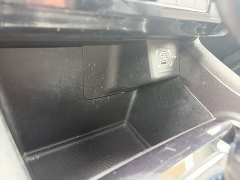 Used 2022 Jeep Compass Latitude FWD image 19