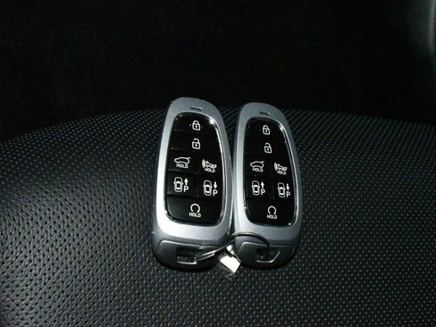 Used 2024 Hyundai Tucson Limited image 97