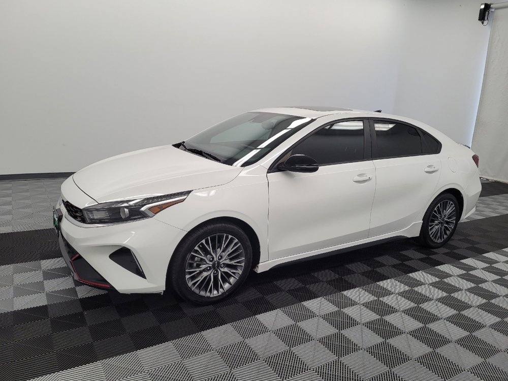 Used 2024 Kia Forte GT-Line w/ GT-Line Premium Package FWD image 2