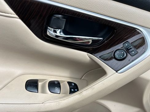 Used 2014 Nissan Altima 2.5 SL w/ Technology Package FWD image 16