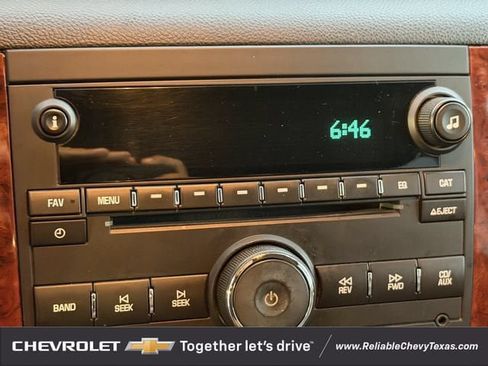 Used 2013 Chevrolet Tahoe LT RWD image 21