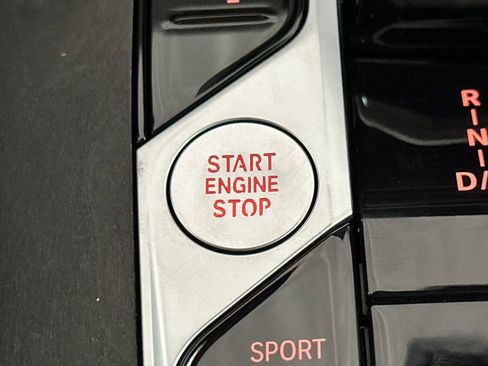 Used 2026 BMW X5 xDrive40i w/ Premium Package image 23