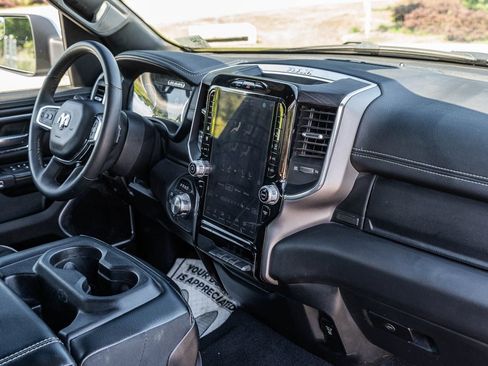 Used 2025 RAM 1500 Laramie AWD/4WD image 12