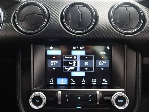 Used 2015 Ford Mustang Coupe RWD image 17