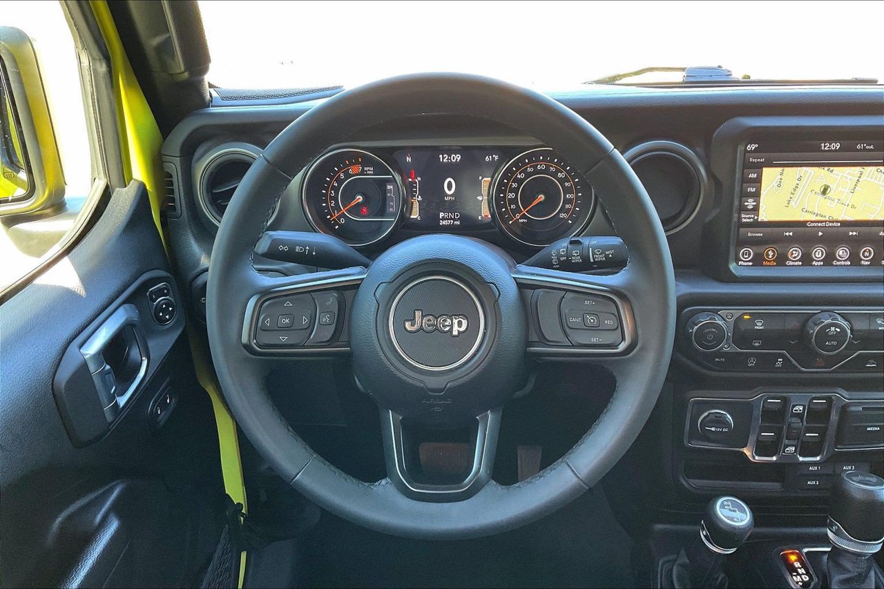 Used 2023 Jeep Wrangler Unlimited Sport AWD/4WD image 9