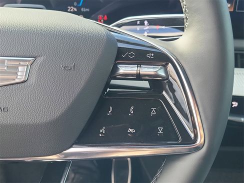 New 2026 Cadillac Optiq Sport 1 image 16