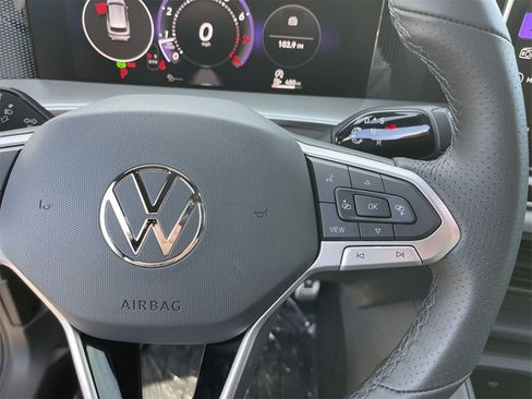 New 2026 Volkswagen Tiguan SE R-Line image 21