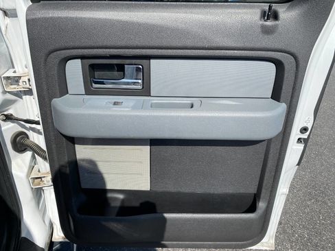 Used 2013 Ford F150 XLT w/ Luxury Equipment Group AWD/4WD image 28