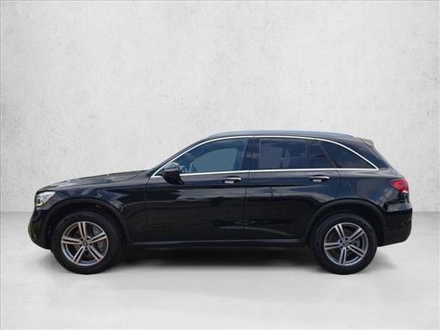 Used 2022 Mercedes-Benz GLC 300 4MATIC image 9