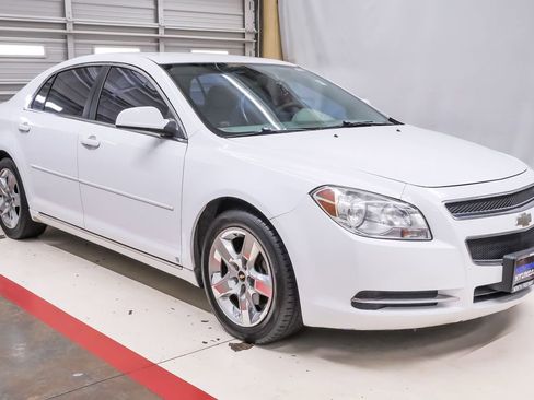 Used 2009 Chevrolet Malibu LT w/ Power Convenience Package FWD image 5