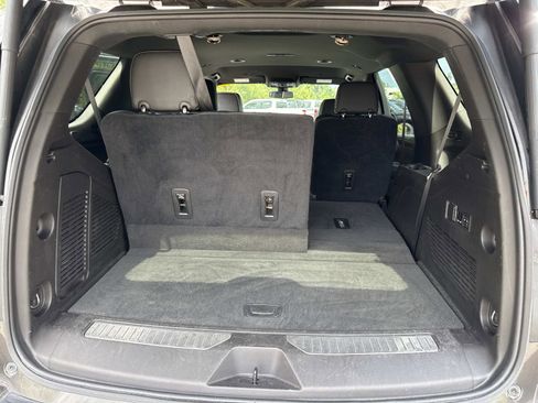 Used 2021 Chevrolet Tahoe Premier AWD/4WD image 33