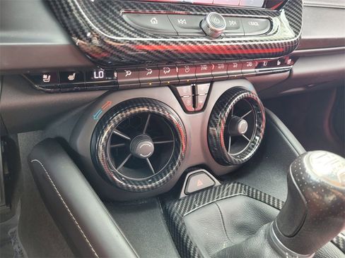 Used 2017 Chevrolet Camaro LT image 25