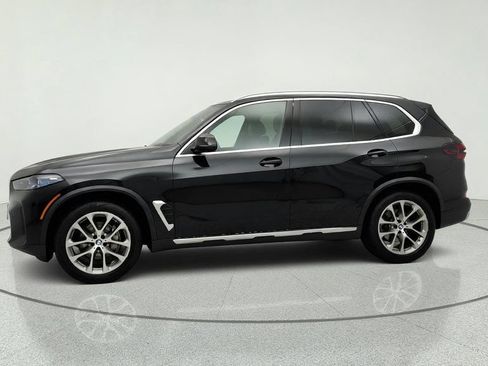 Used 2024 BMW X5 xDrive40i w/ Premium Package AWD/4WD image 8