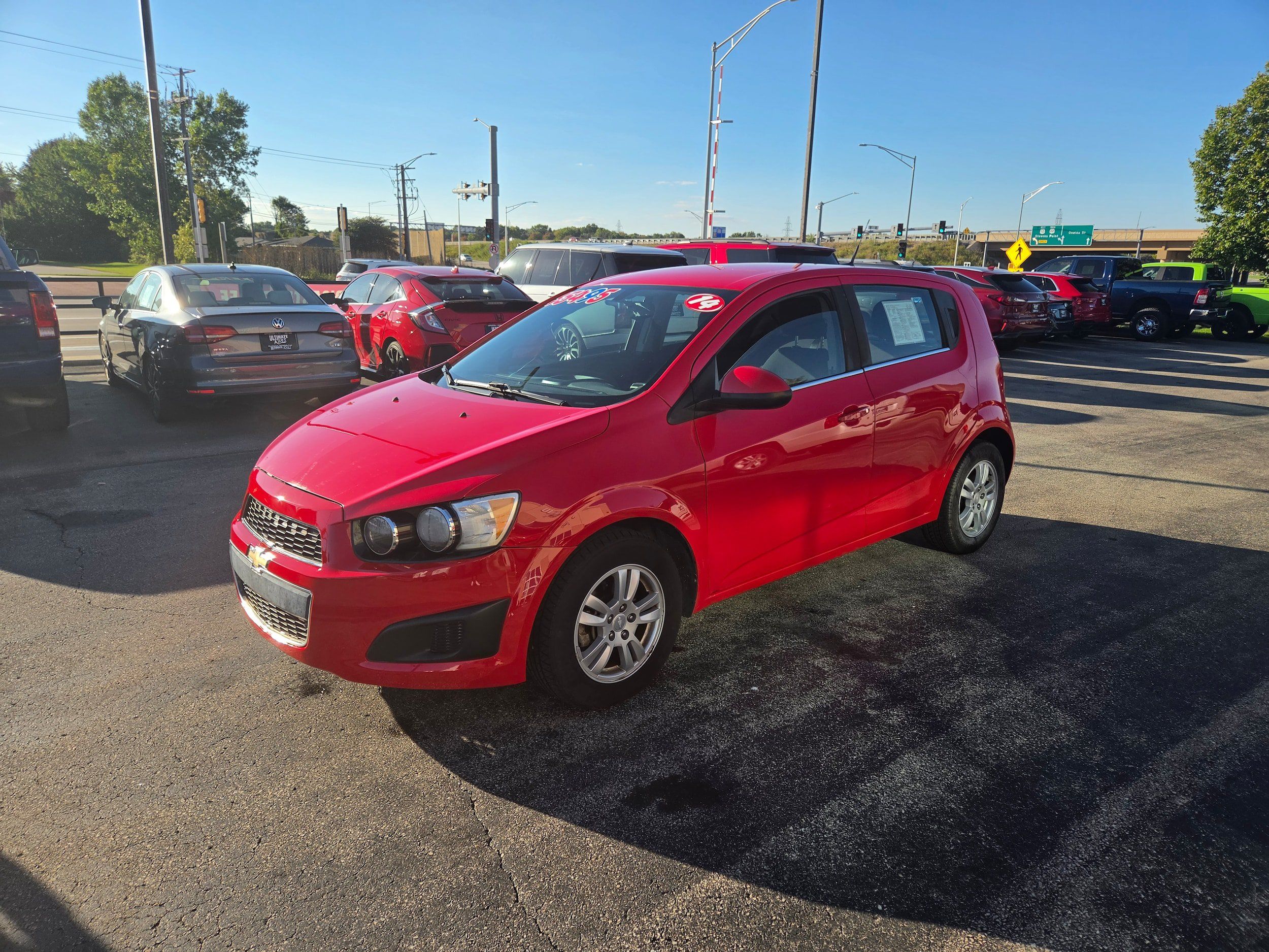 Used 2014 Chevrolet Sonic LT FWD image 3