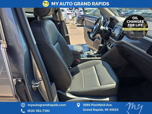 Used 2023 Volkswagen Atlas SEL R-Line AWD/4WD image 22