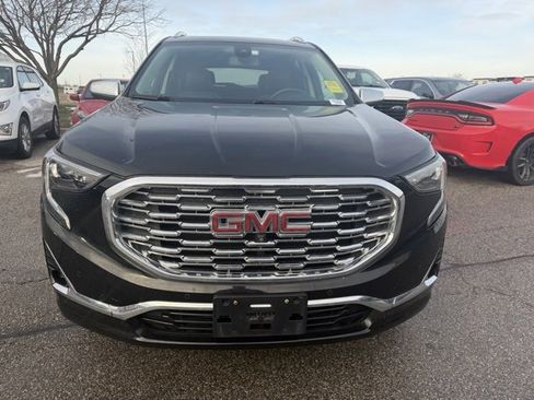 Used 2020 GMC Terrain Denali w/ Denali Premium Package image 9