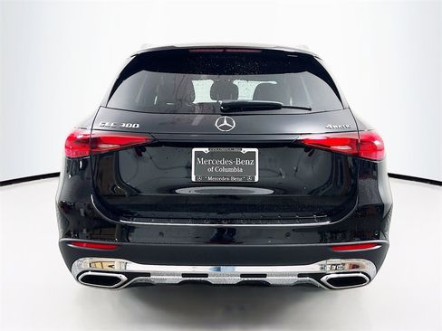 New 2025 Mercedes-Benz GLC 300 4MATIC image 6