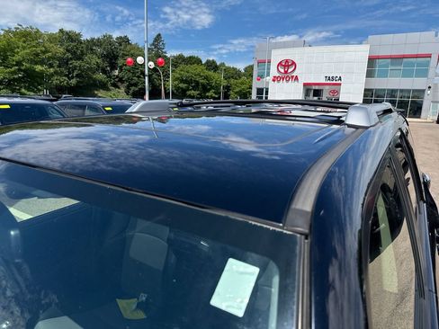 Used 2017 Toyota 4Runner SR5 Premium AWD/4WD image 44