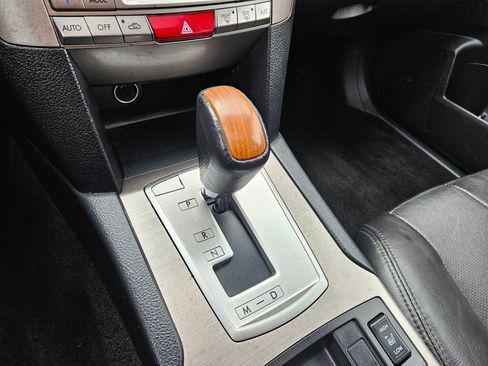 Used 2013 Subaru Outback 2.5i Limited image 22