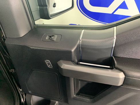 Used 2018 Ford F150 XLT w/ Equipment Group 302A Luxury RWD image 38
