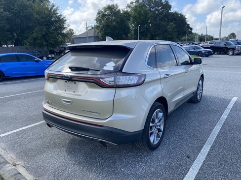 Used 2018 Ford Edge Titanium w/ Ford Safe & Smart Package FWD image 17